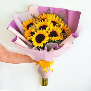 Bouquet de girasoles en Bogotá con diseño sencillo y elegante, ideal para cumpleaños, buenos deseos y momentos especiales